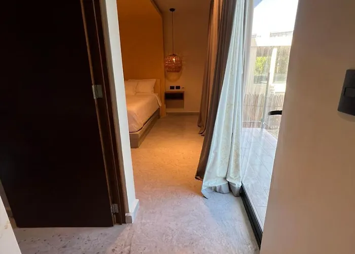 Apartamento Mini Con Alberca Y Aire Acondicionado En Zona Tranquila De