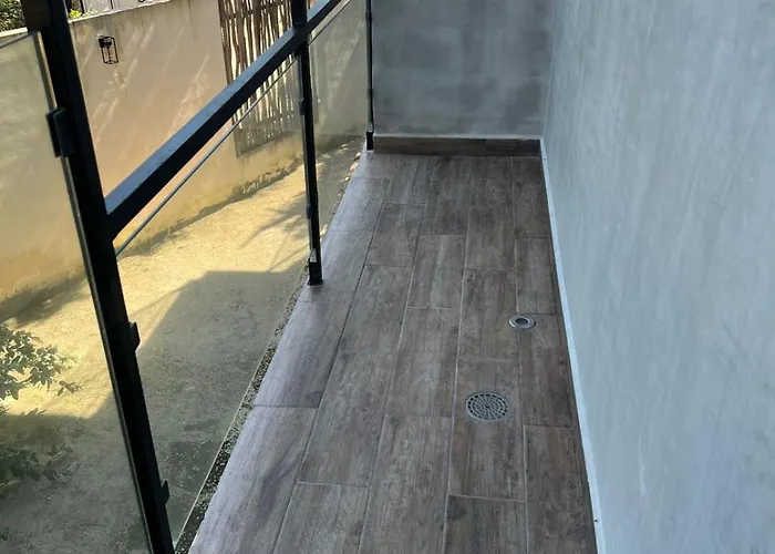 Mini Con Alberca Y Aire Acondicionado En Zona Tranquila De Apartamento